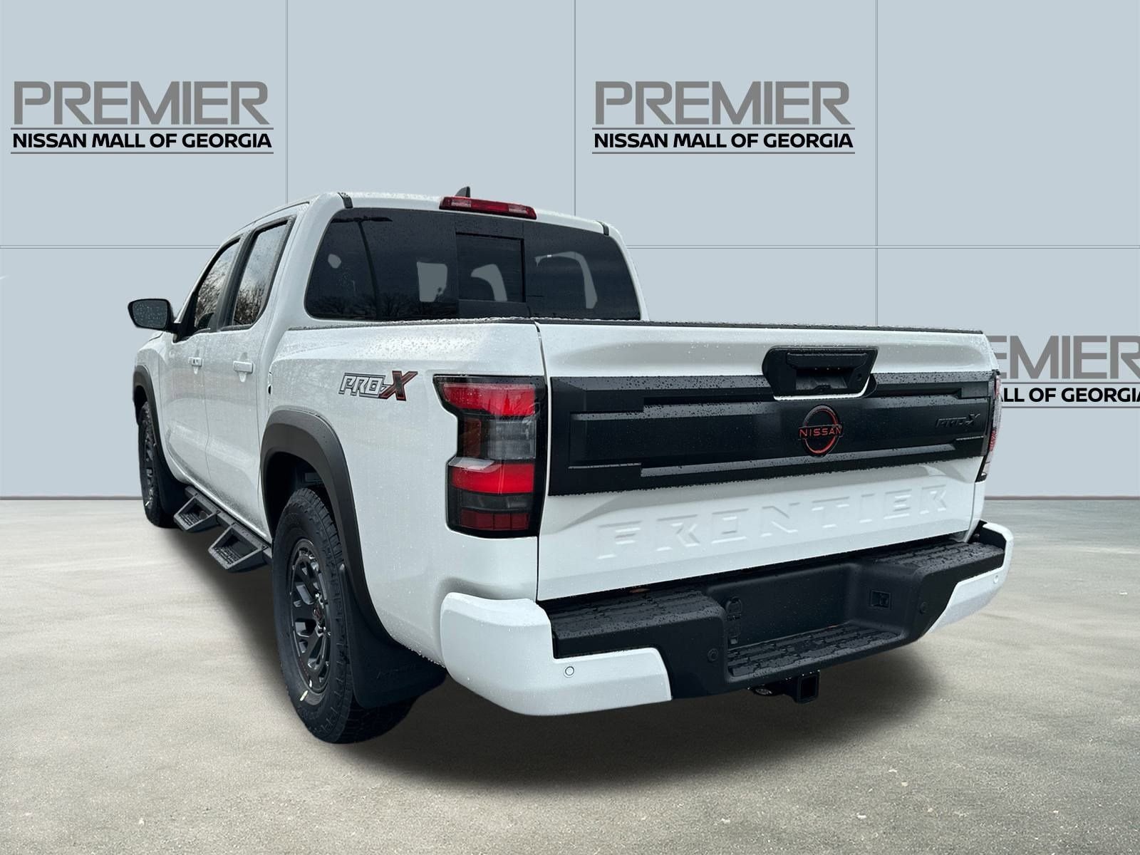 New 2026 White Nissan PRO-X image 7
