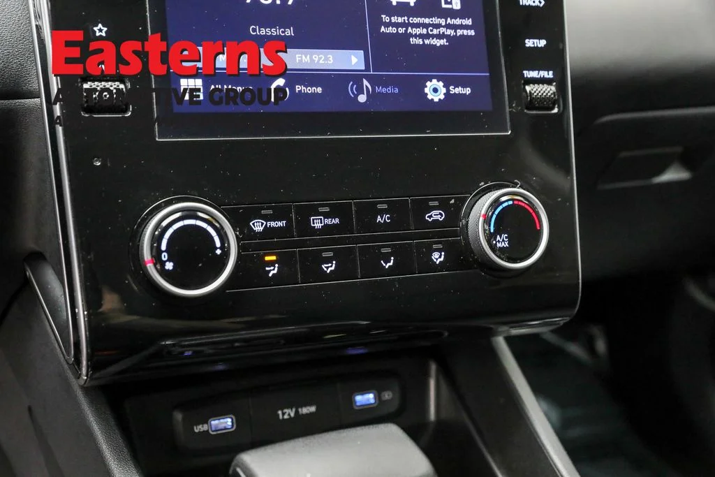 Used 2022 Black Hyundai SEL image 20