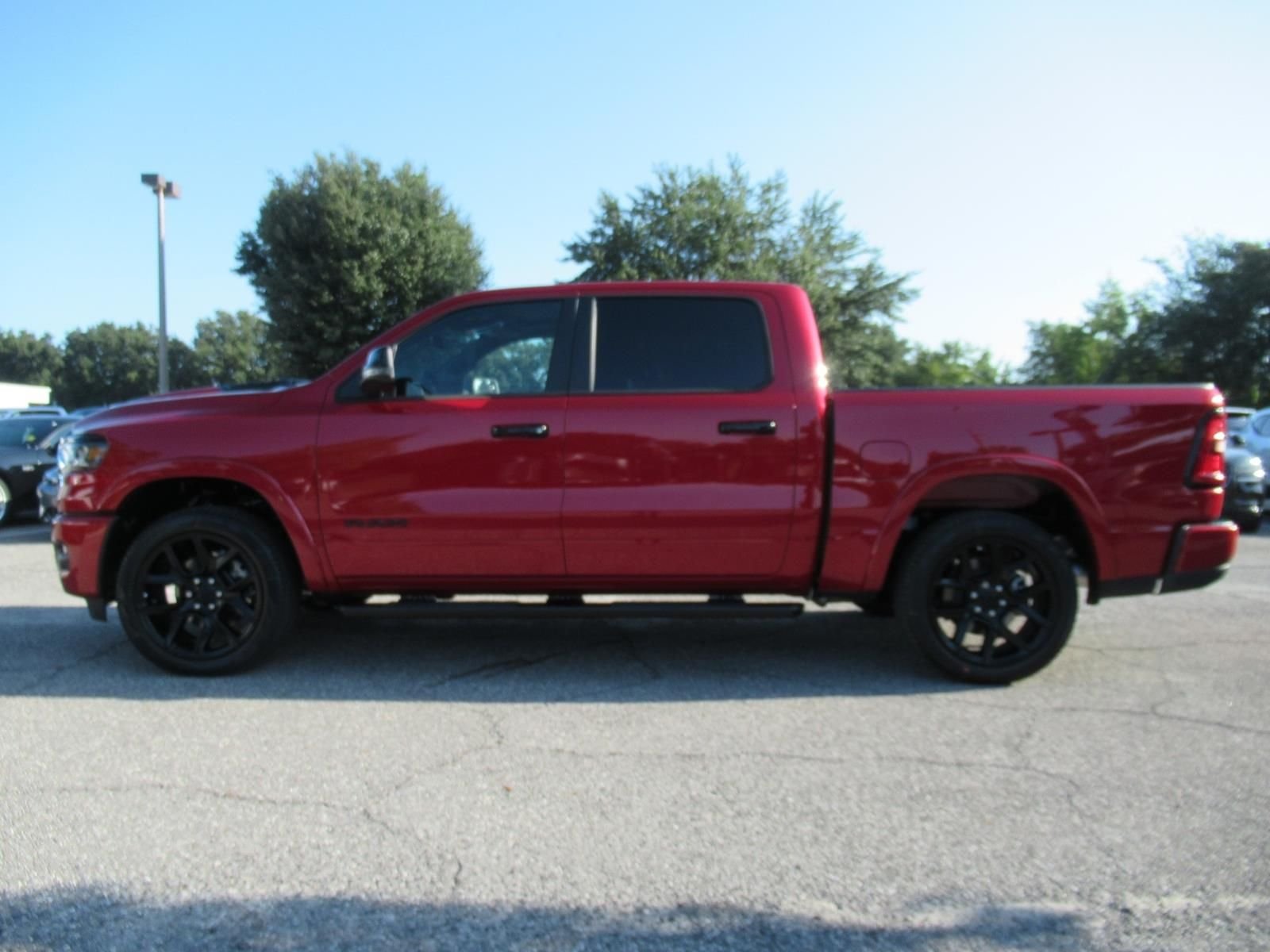 New 2026 Molten Red Pearl-Coat Exterior Paint RAM Laramie image 4