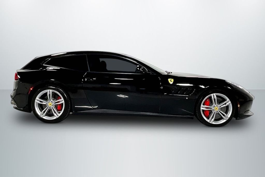 Used 2018 Black Ferrari V12 image 4