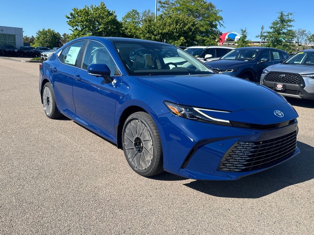 2026 Toyota Camry XLE - Photo 9