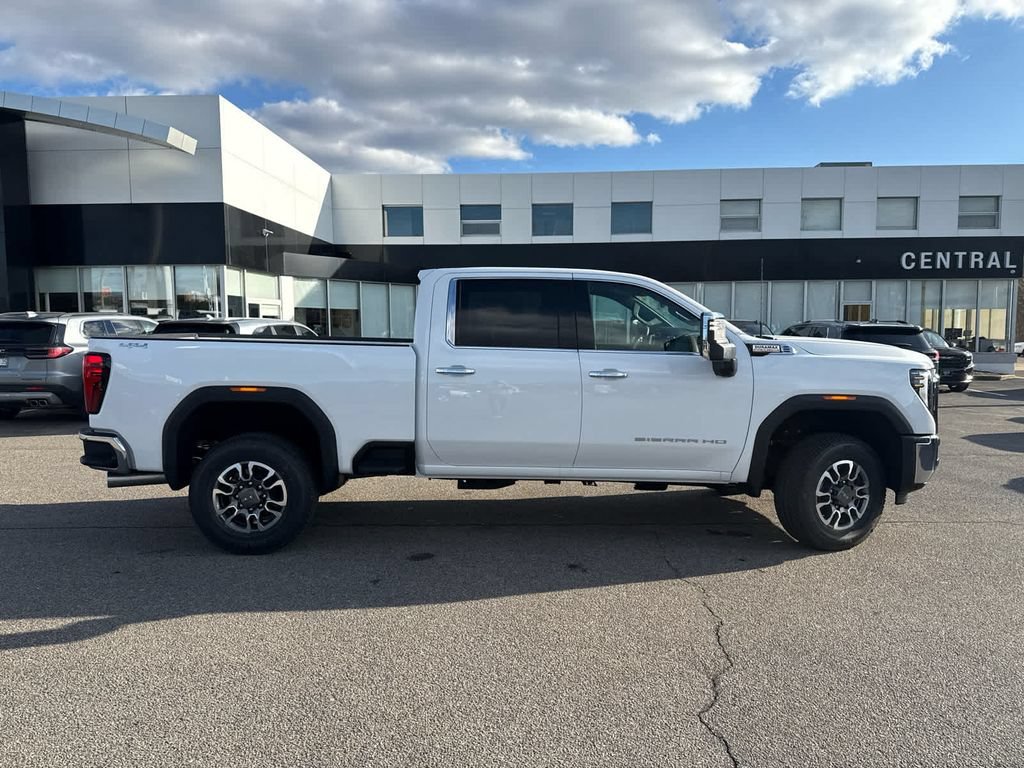 2026 GMC Sierra 2500HD SLT - Photo 9