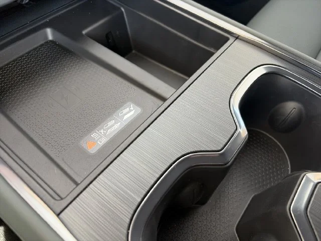New 2027 Silver GMC AT4 image 21
