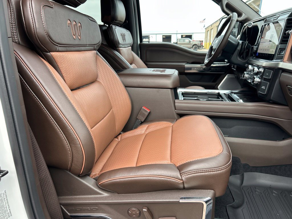 New 2026 Star White Metallic Tri-Coat Ford King Ranch image 47