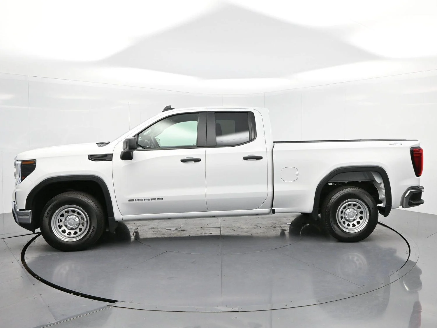 Used 2026 Summit White GMC Pro image 4