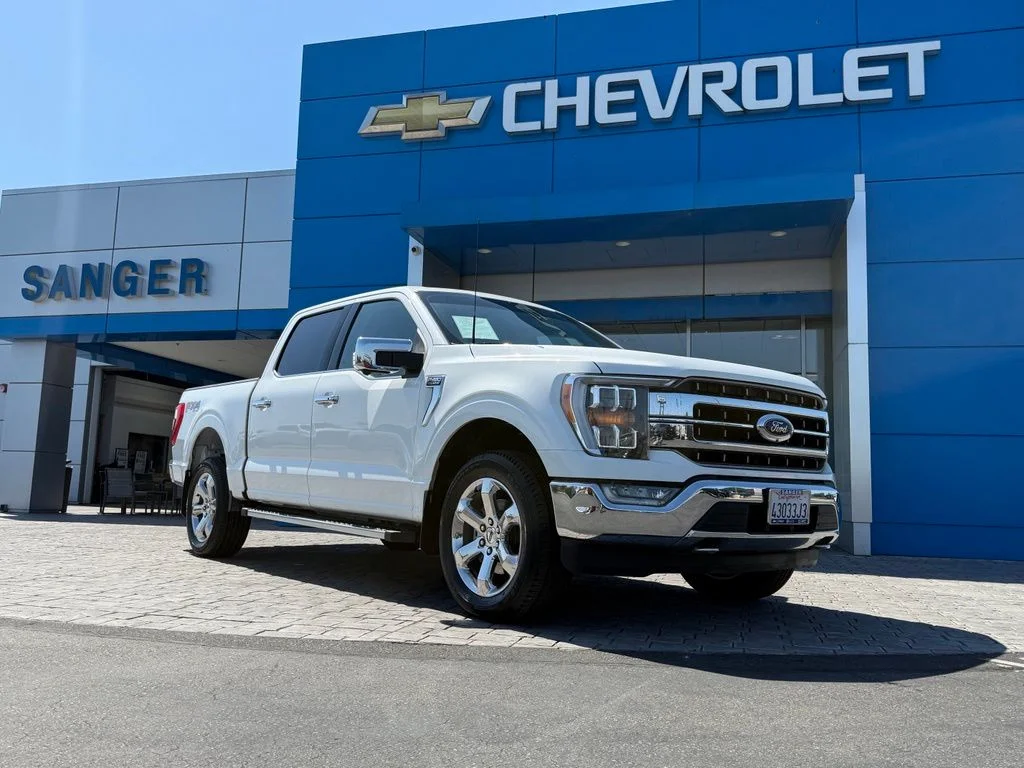 Used 2021 White Ford Lariat image 2