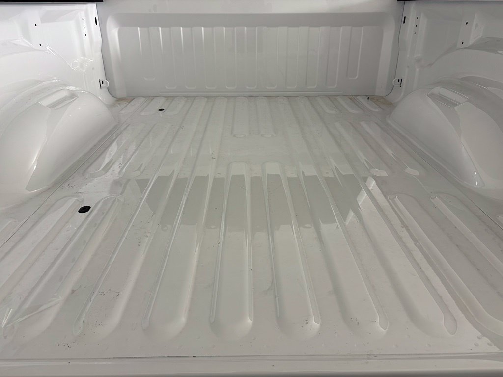 New 2027 Bright White Clear-Coat Exterior Paint RAM Tradesman image 18