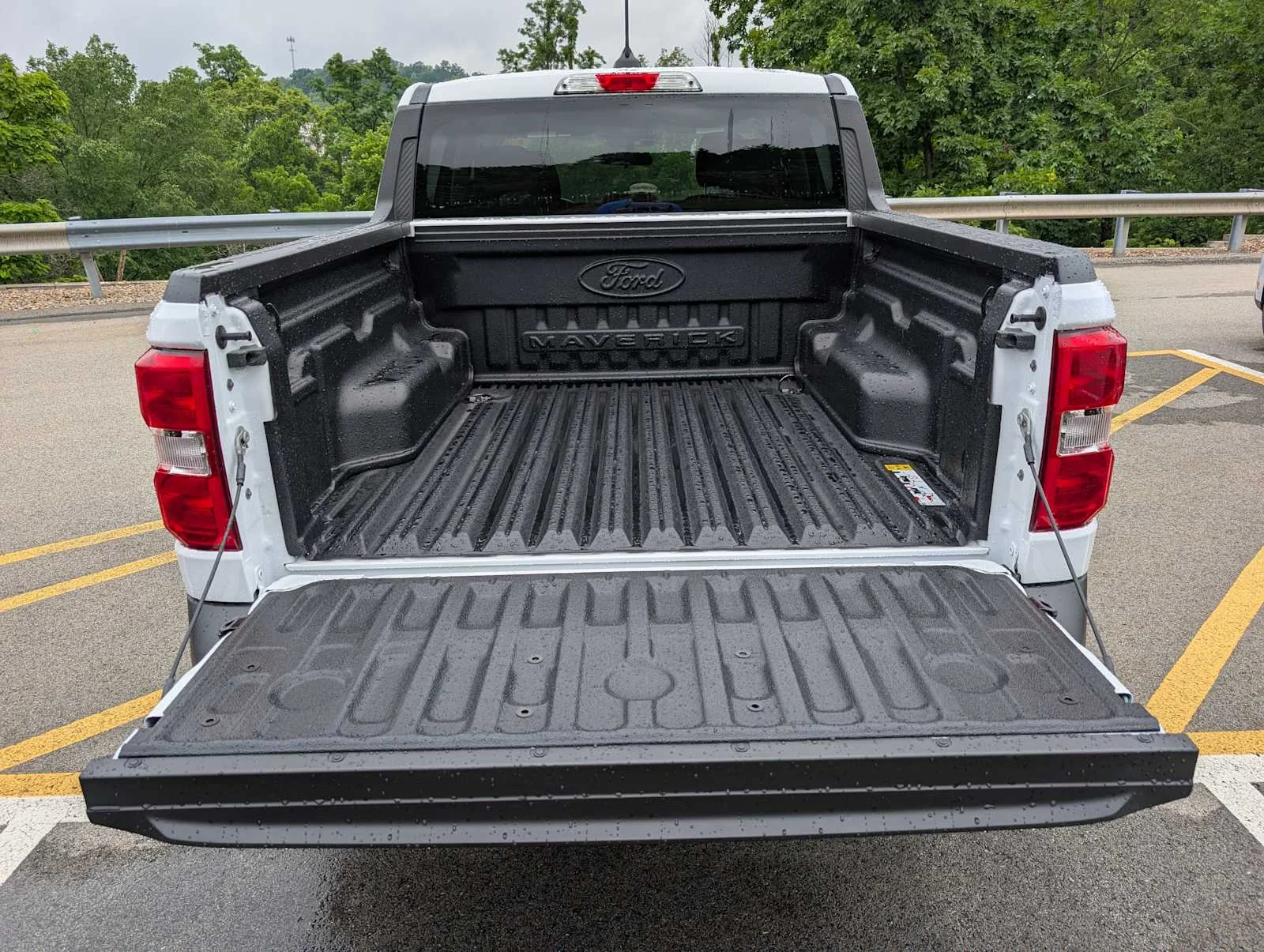 New 2026 Oxford White Ford XL image 7