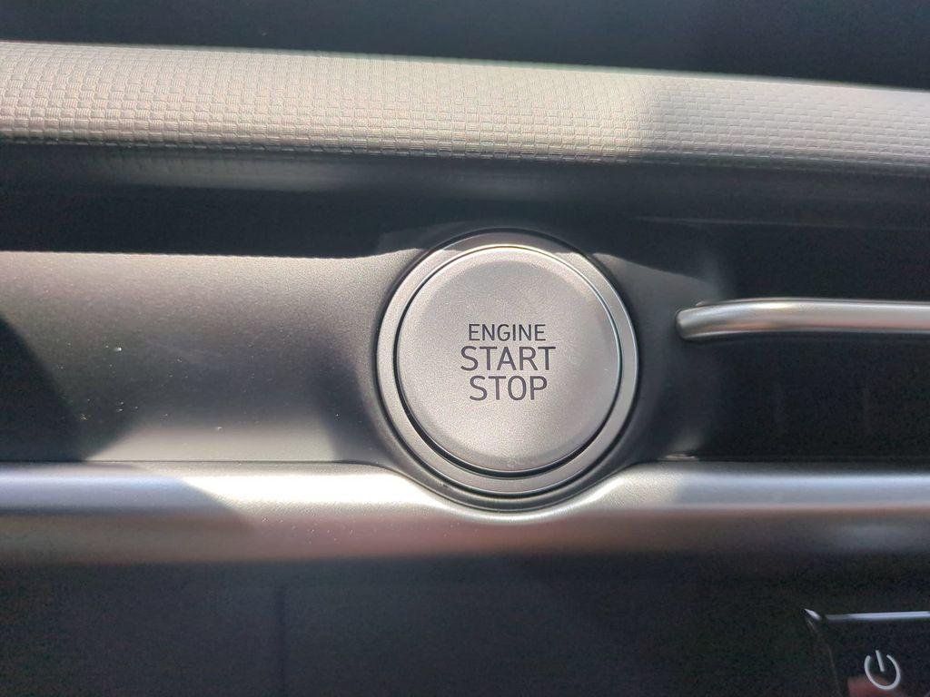 New 2027 Blue Hyundai SEL Activity FWD image 37