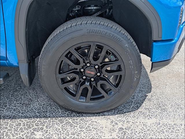 Used 2023 Dynamic Blue Metallic GMC Elevation image 13