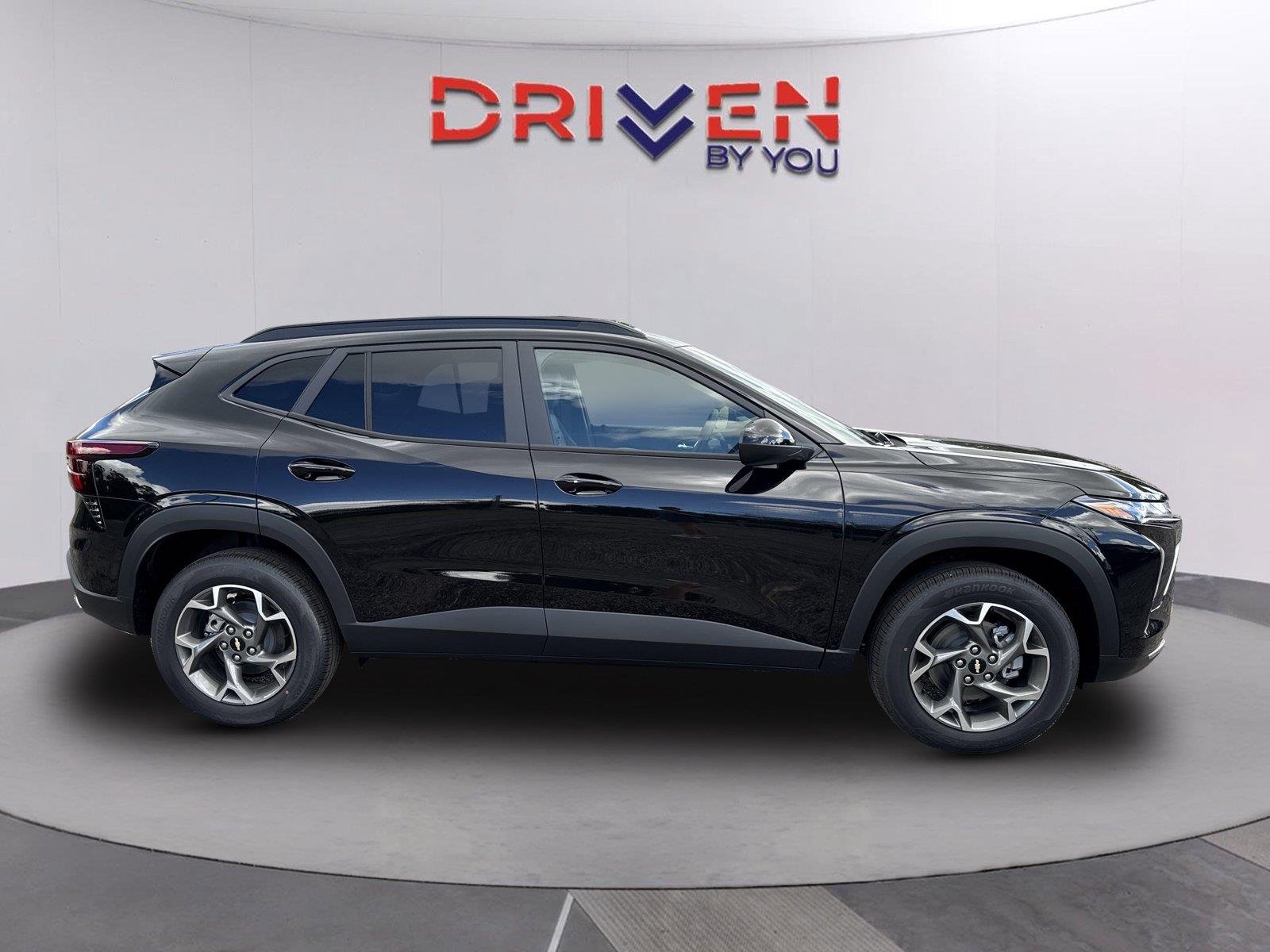 New 2026 Mosaic Black Metallic Chevrolet LT image 3