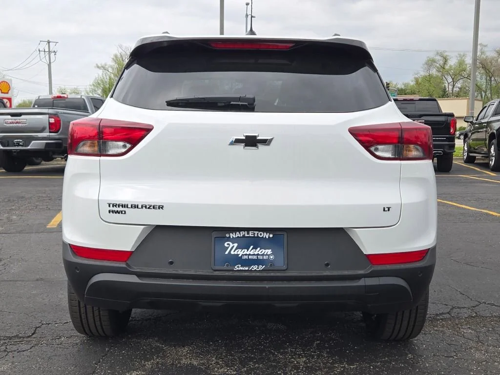 New 2026 Summit White Chevrolet LT image 14
