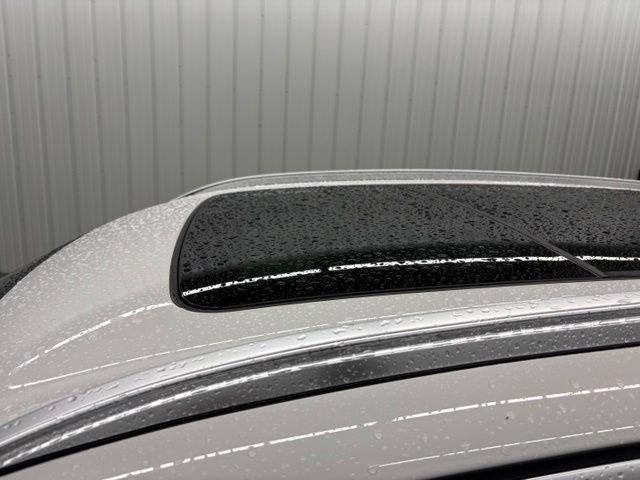 Used 2022 White BMW xDrive40i image 53