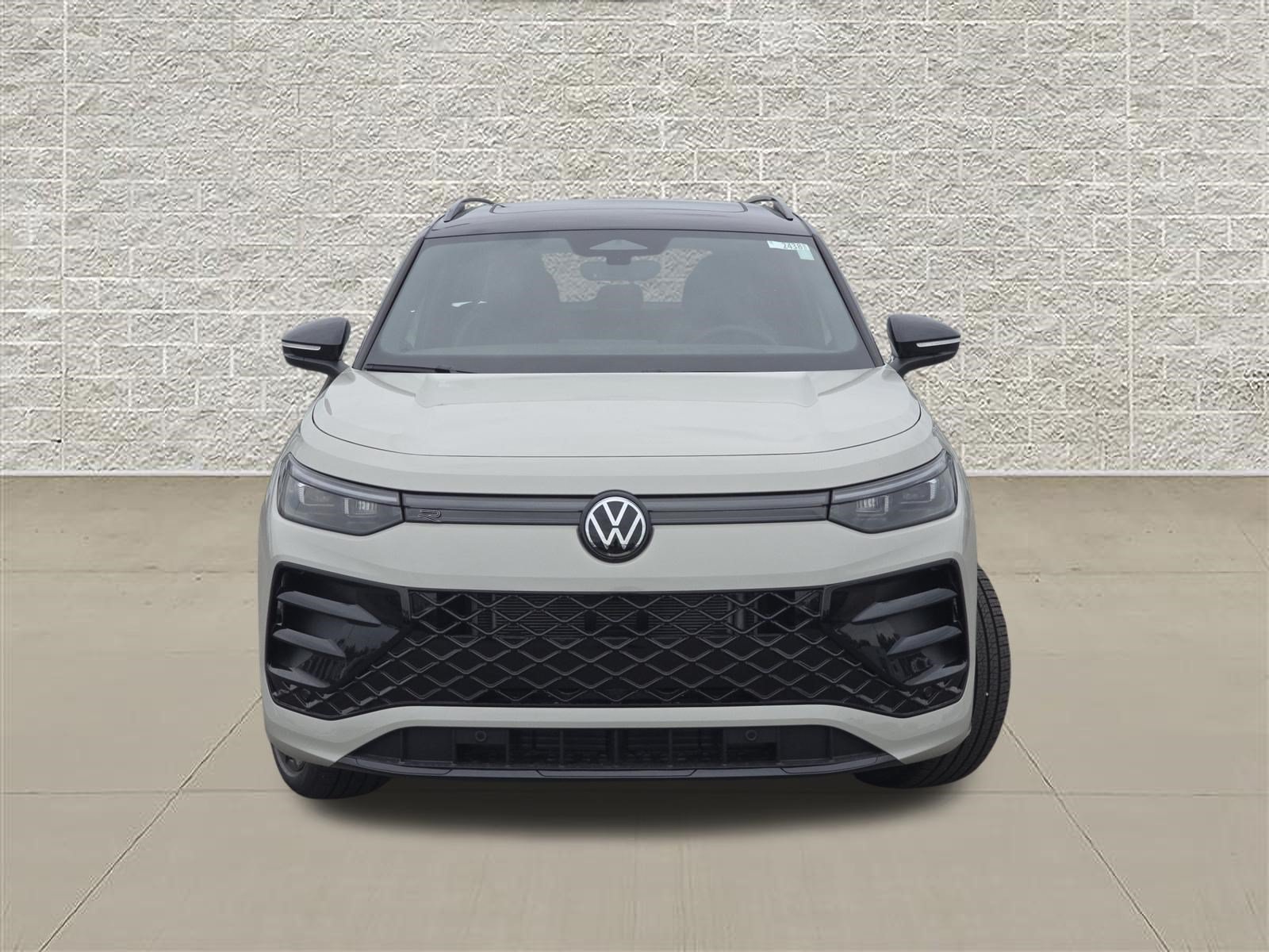 New 2026 Sandstone w/Deep Black Roof Volkswagen SE R-Line Black image 2