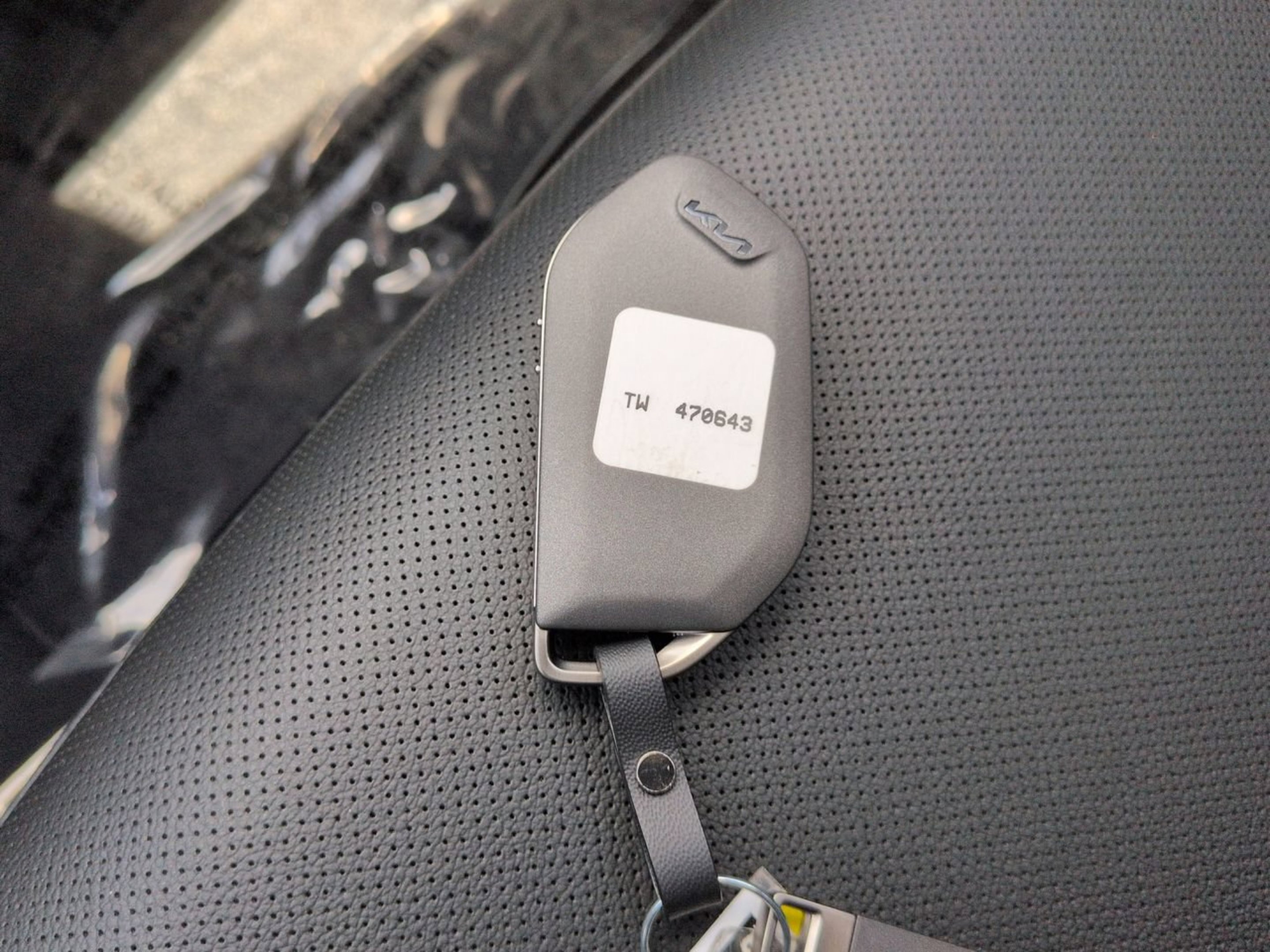 New 2026 Wolf Gray Kia EX image 35