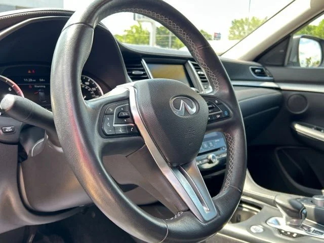 Used 2021 Gray INFINITI LUXE image 34