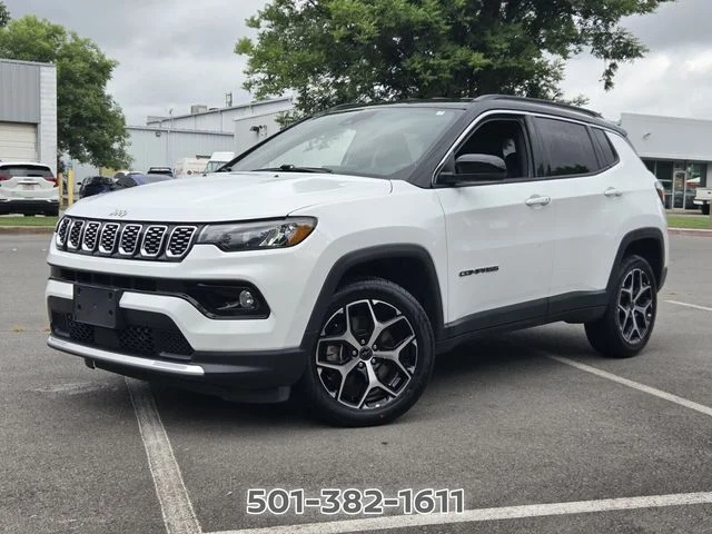 Used 2025 White Jeep Limited image 9
