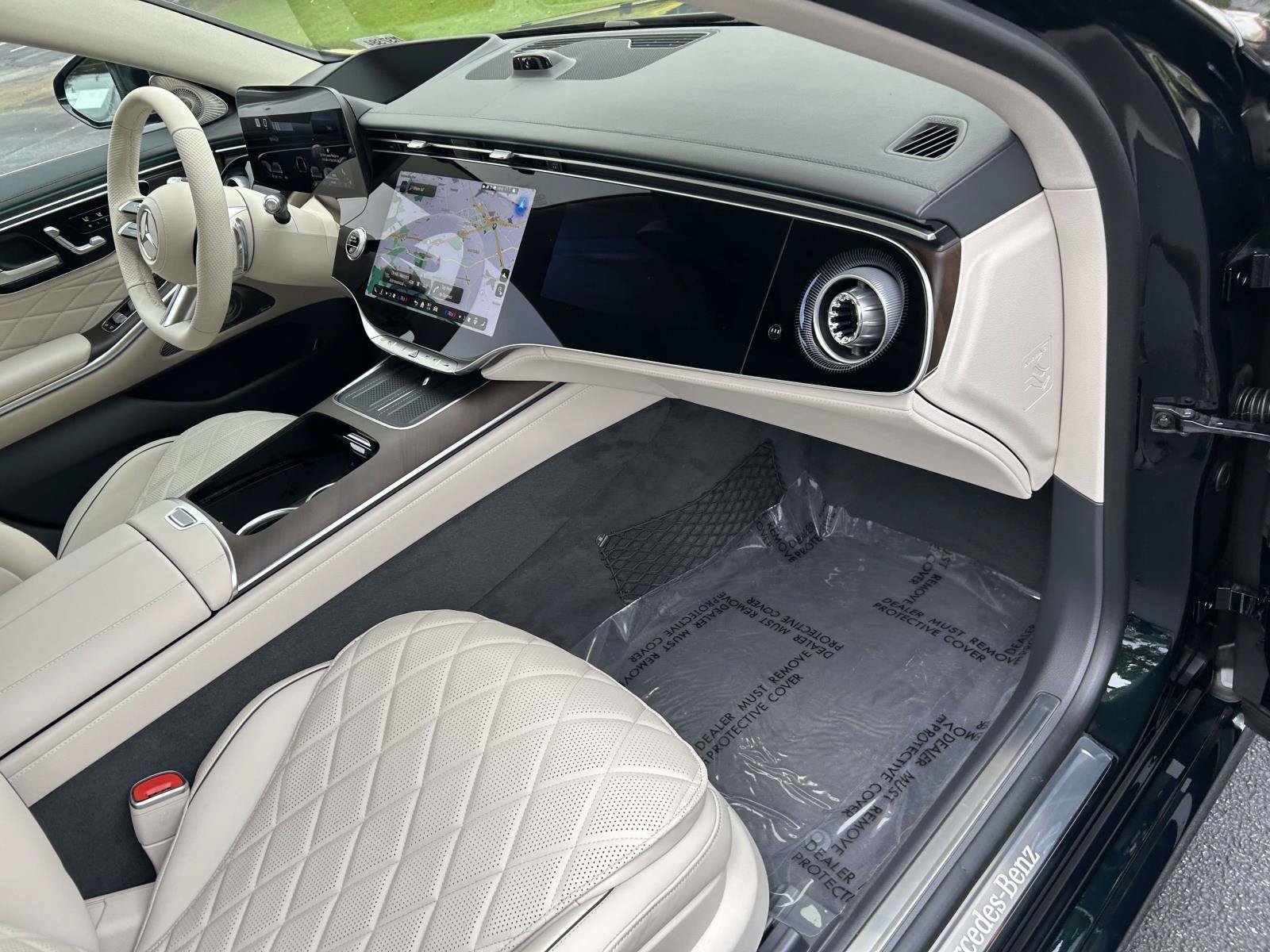 New 2027 Emerald Green Metallic Mercedes-Benz S 580 4MATIC® Sedan image 42