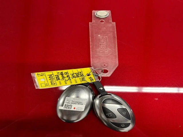 Used 2025 Red Hyundai SEL image 23