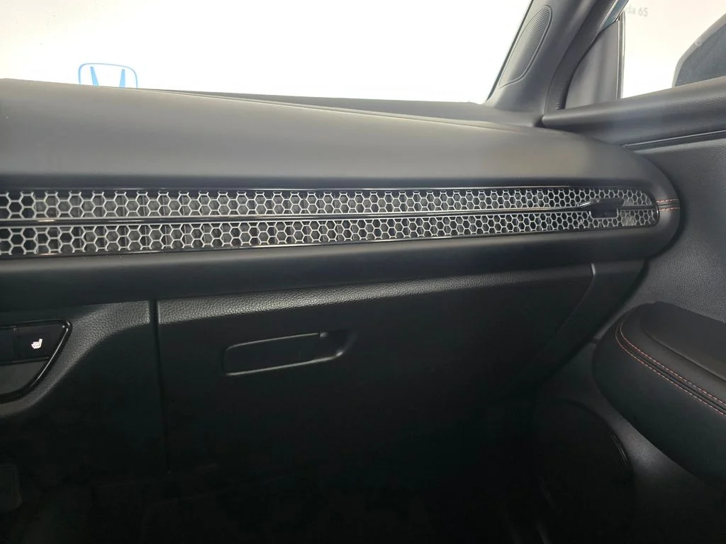 Used 2025  Honda Sport image 22