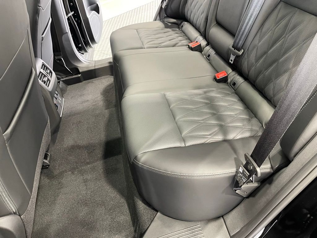 2026 Nissan Rogue Platinum - Photo 18