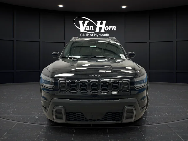 New 2026 Diamond Black Crystal Pearlcoat Jeep Laredo image 2