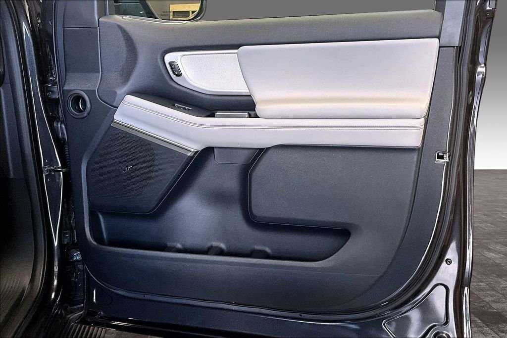 Used 2025 Gray Metallic Ford Active image 13