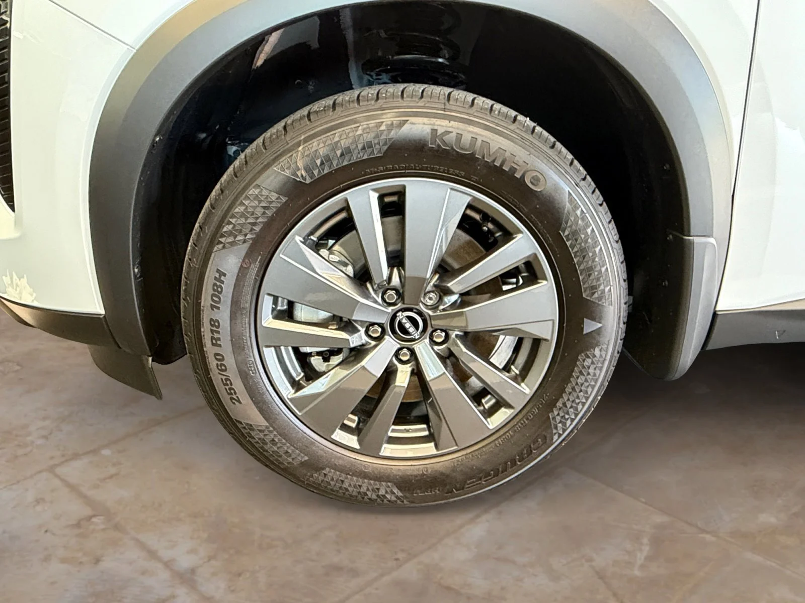 New 2026 Everest White Pearl Tricoat Nissan SV image 32