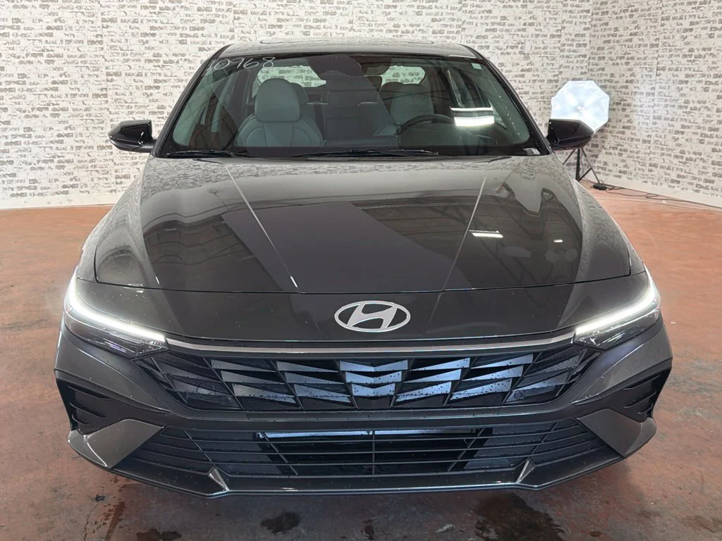 New 2026 Amazon Gray Hyundai SEL Sport Plus image 2