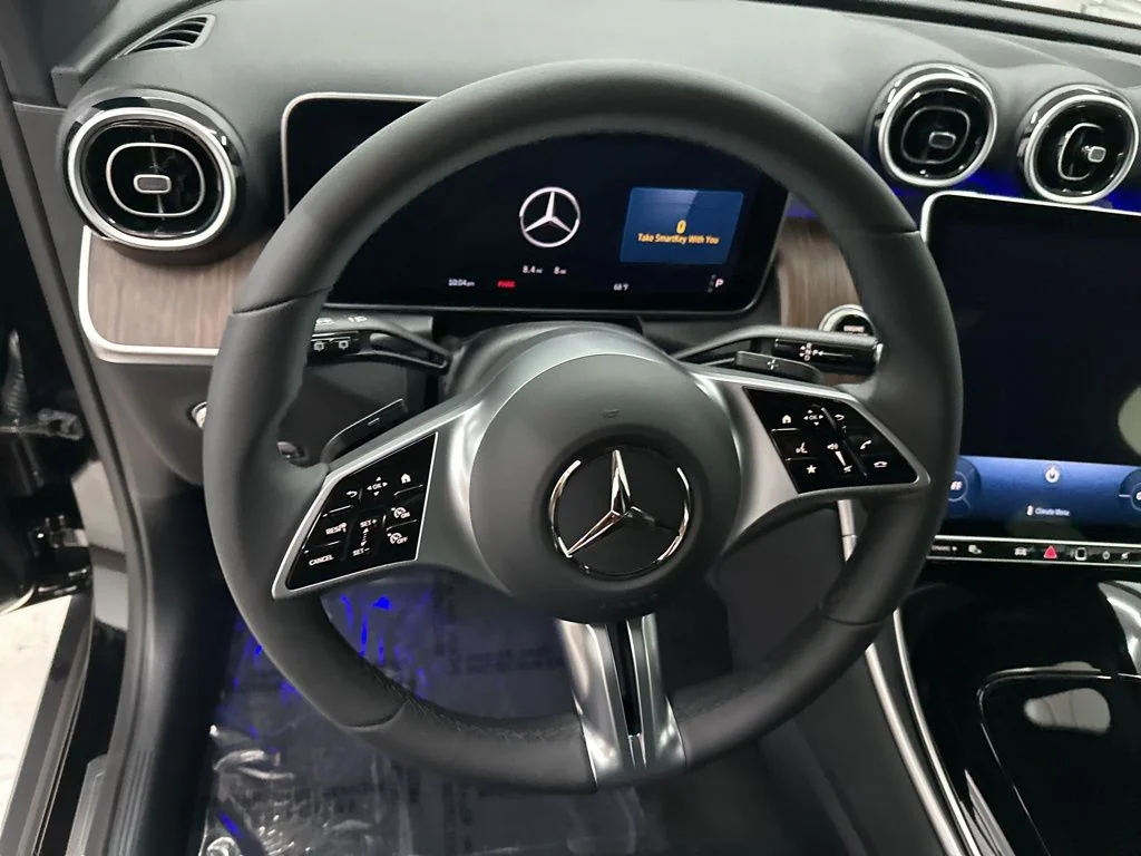 Used 2026 Black Mercedes-Benz GLC 300 image 10