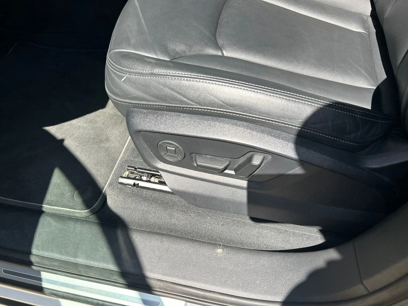 Used 2025 White Audi 55 Premium Plus image 19
