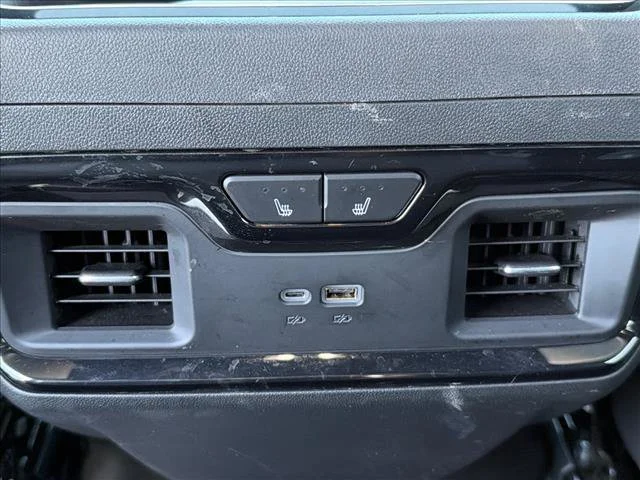 2025 GMC Sierra 1500 AT4 - Photo 19
