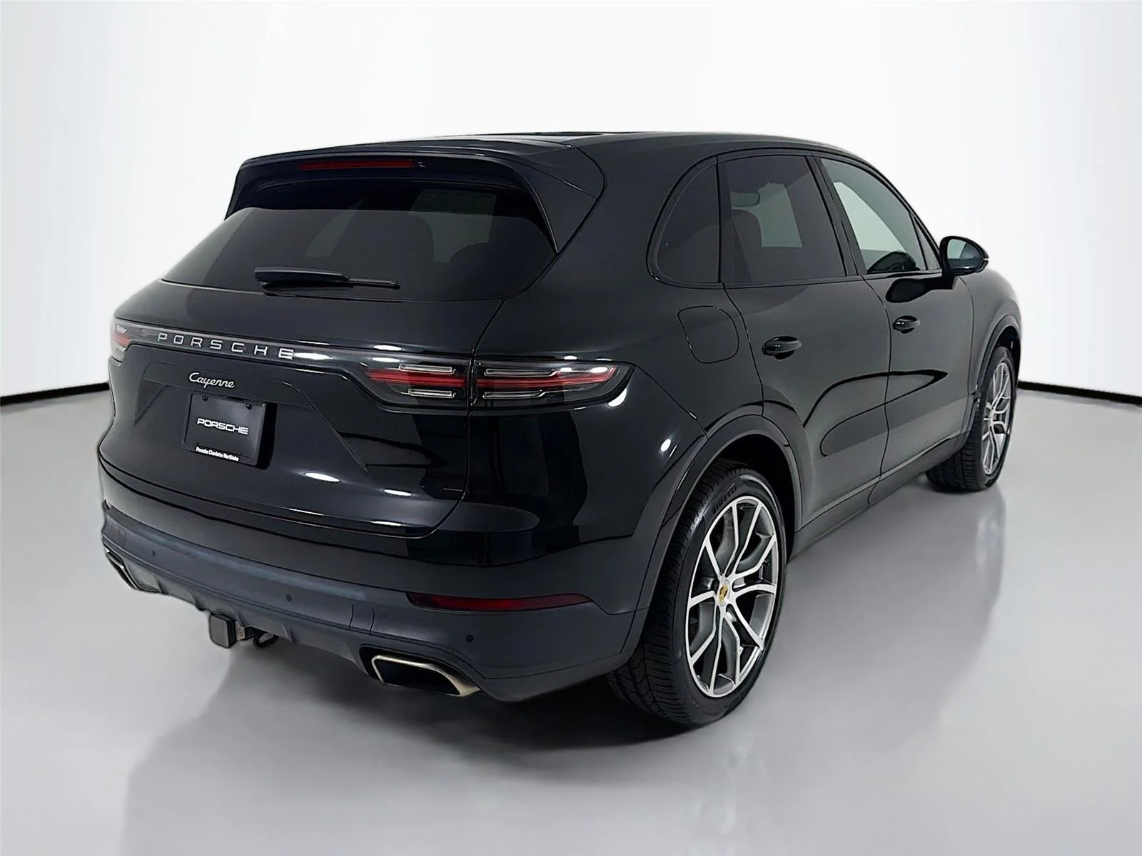 Used 2023  Porsche Base image 27