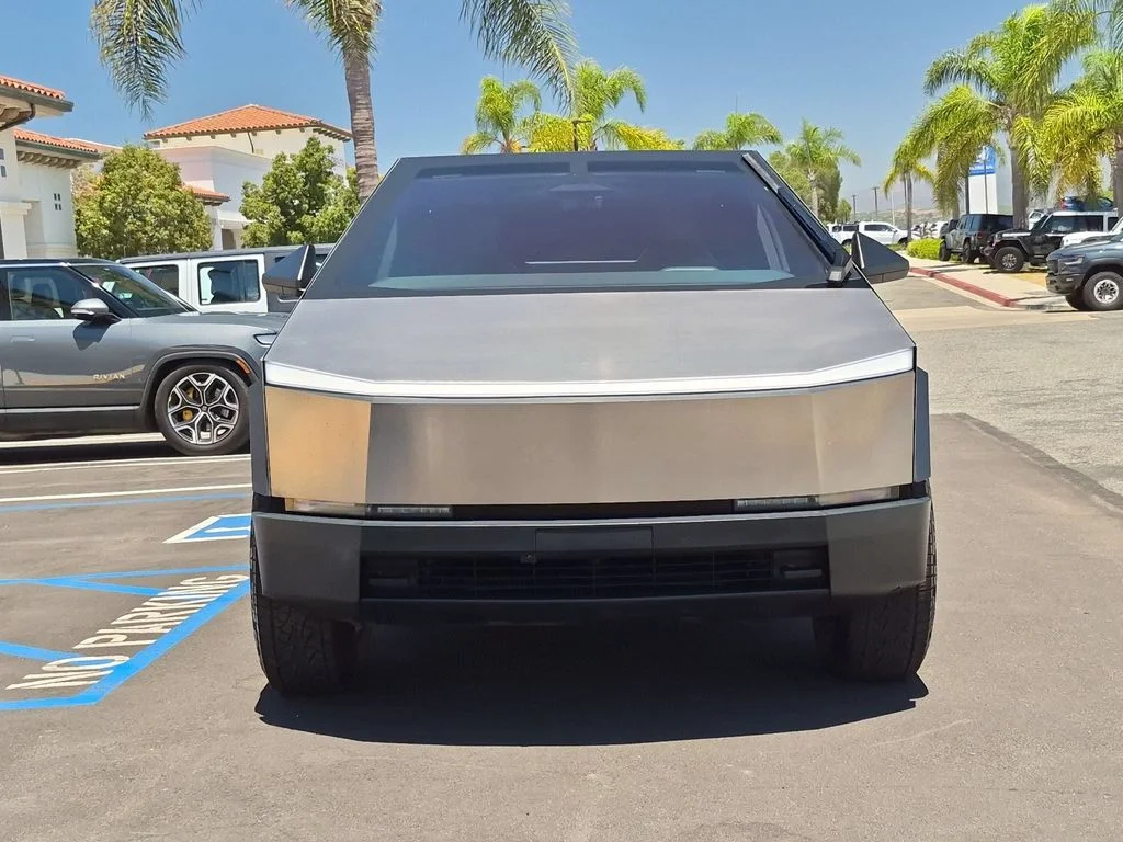 Used 2025 Tesla Cybertruck Base with VIN 7G2CEHED6SA059304 for sale in San Juan Capistrano, CA