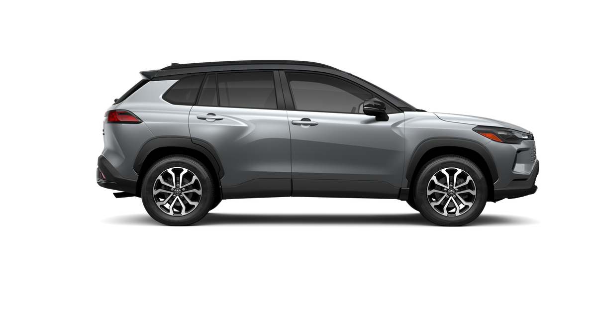New 2026 Sonic Silver with Jet Black roof Toyota Hybrid SE image 14