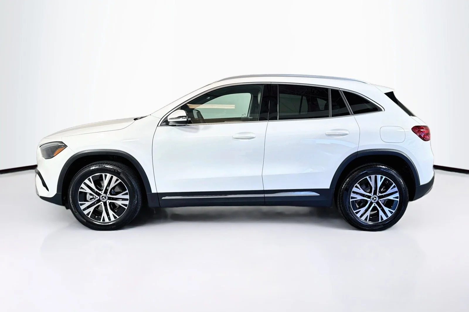 Used 2026 Polar White Mercedes-Benz GLA 250 image 8