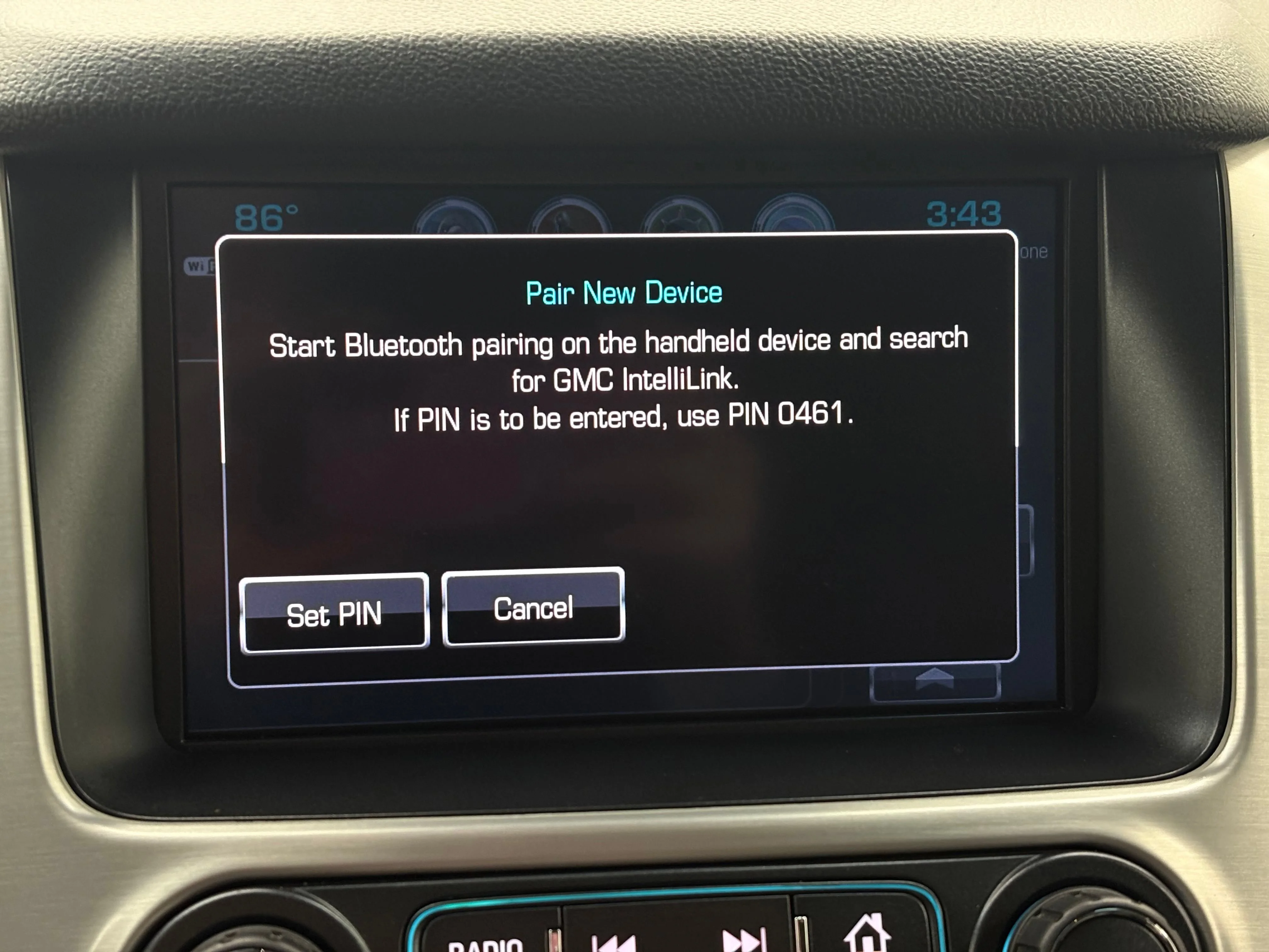 Used 2018 SUMMIT WHITE GMC SLT image 28