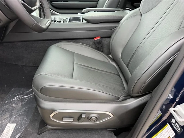 New 2026 Fathom Blue Pearl-Coat Exterior Paint (Late Availability) Jeep Upland image 23