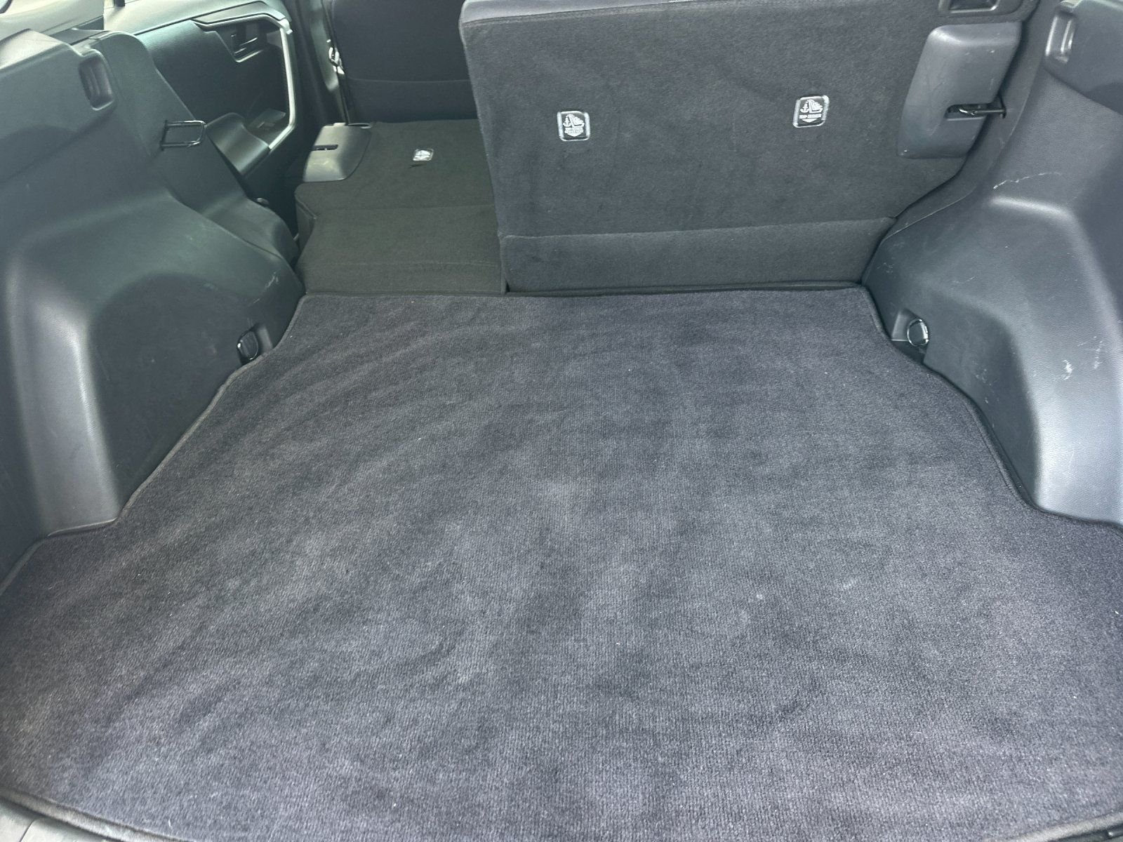 Used 2023 Ice Toyota LE image 14