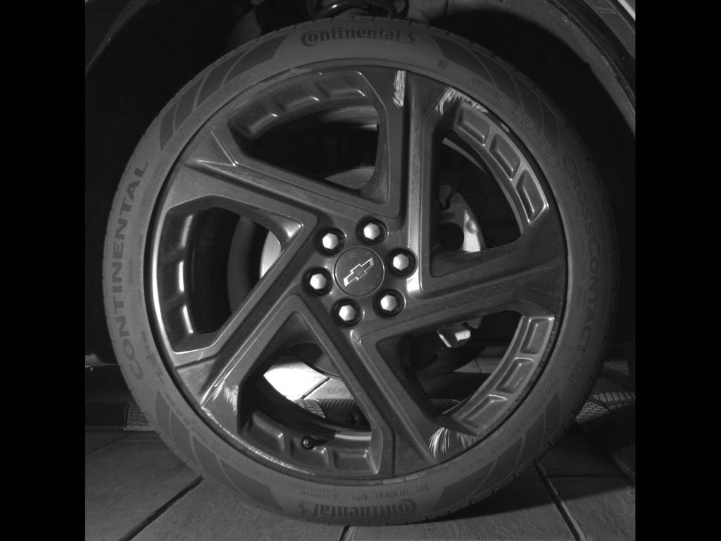 Used 2024 Riptide Blue Chevrolet RS image 10
