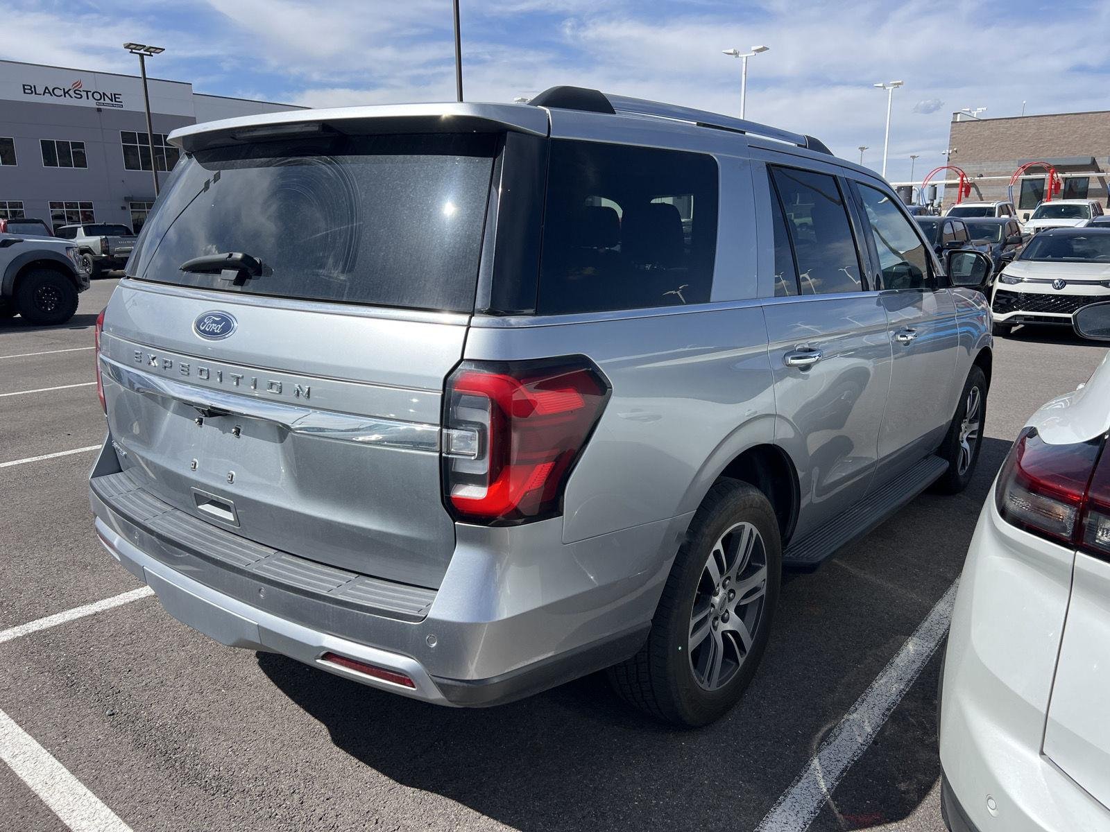 Used 2024 Iconic Silver Ford Limited image 3