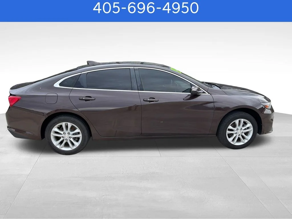 Pre-Owned 2016 Chevrolet Malibu LT