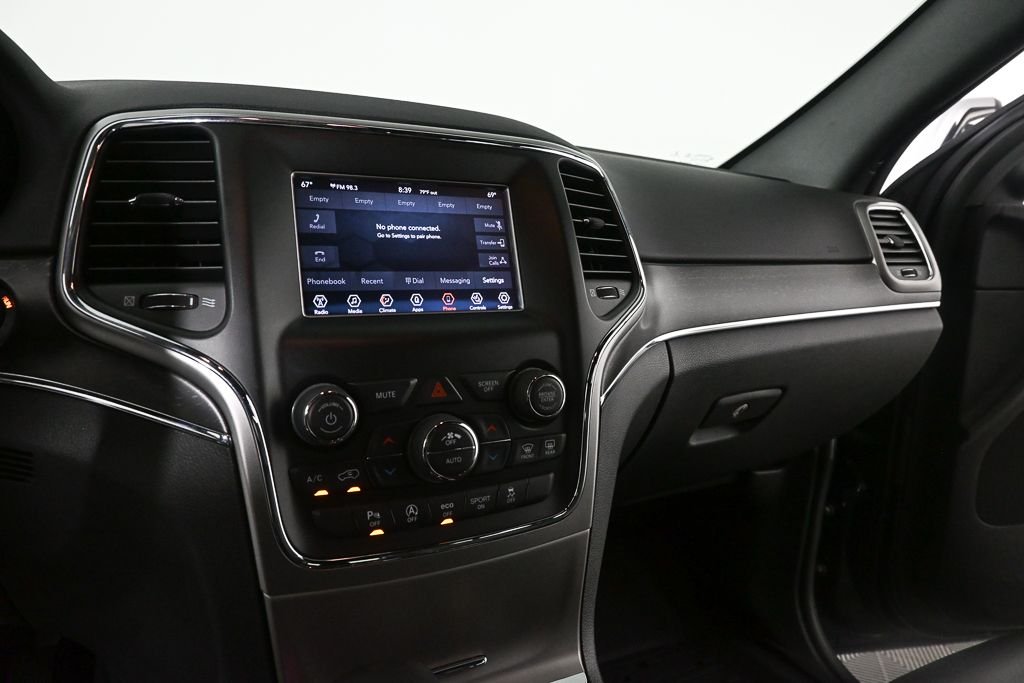 Used 2018 Blue Jeep Limited image 13