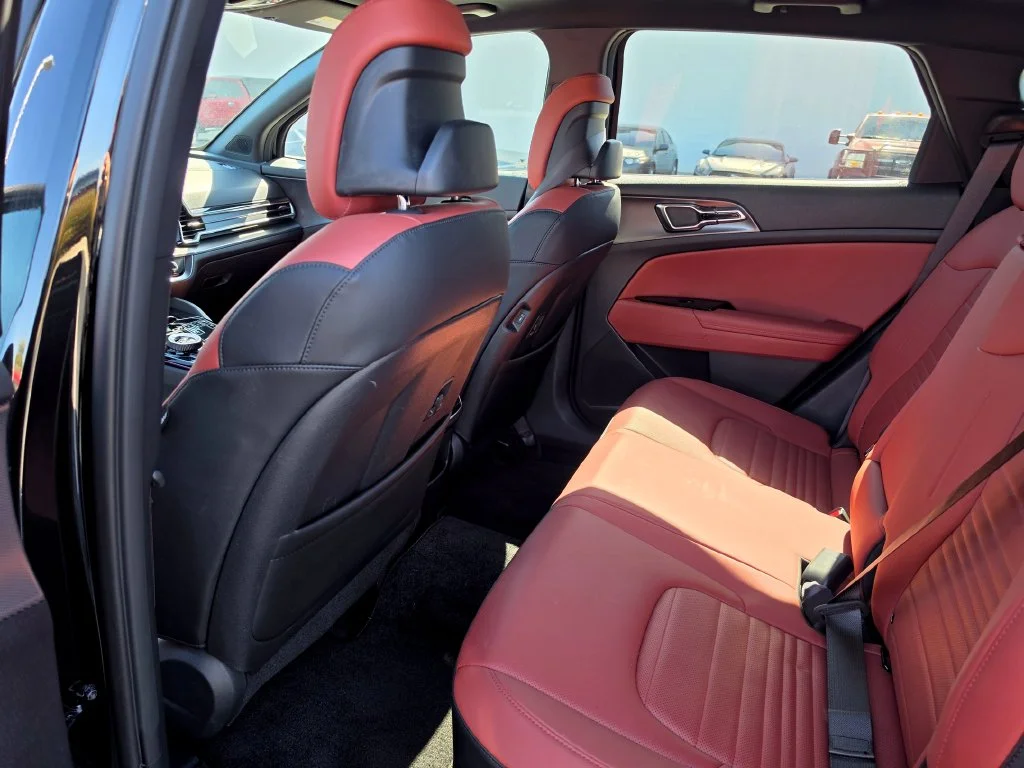 Used 2025 Black Kia SX-Prestige image 12