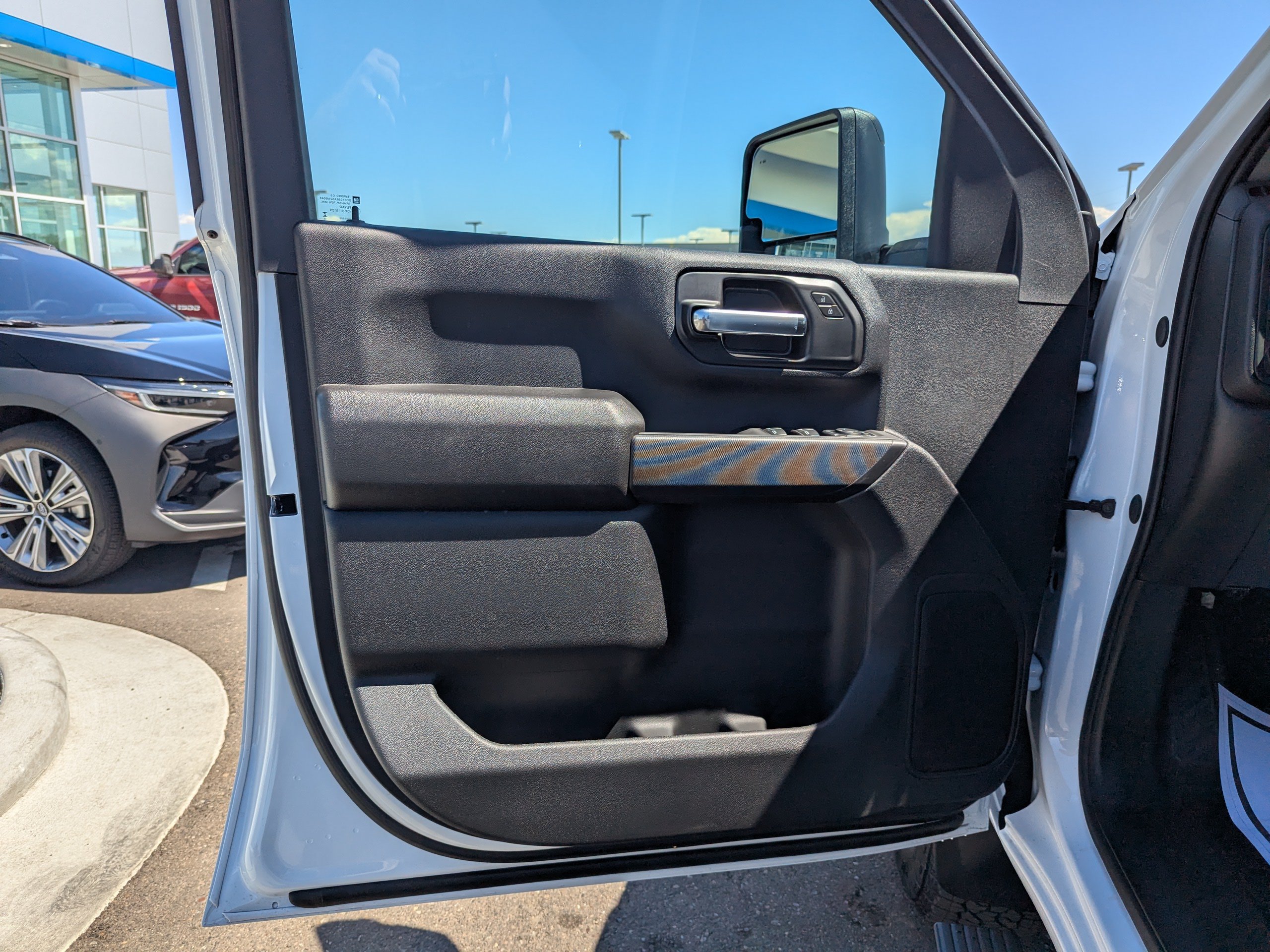 2026 Chevrolet Silverado 2500 HD Custom - Photo 8