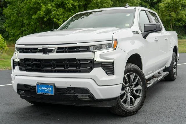 Used 2023 White Chevrolet RST image 1