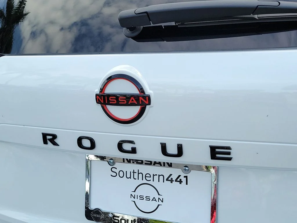 New 2026 White Nissan Rock Creek image 9