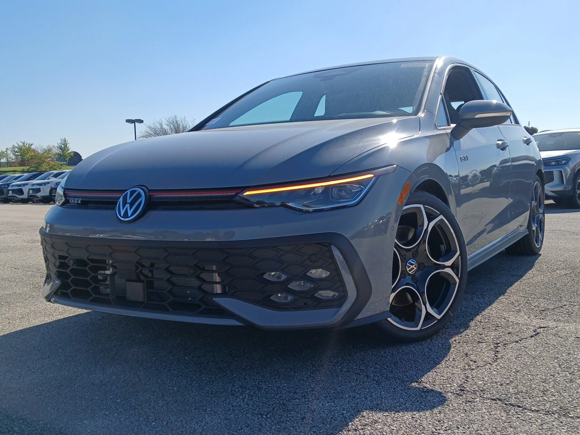 New 2026 Moonstone Gray Volkswagen 2.0T Autobahn image 30