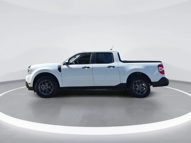 Used 2024 White Ford XLT image 5