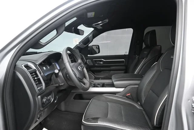 Used 2025 Billet Silver Metallic Clearcoat Ram Laramie image 10
